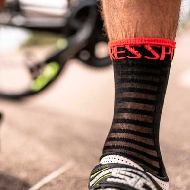 Шкарпетки Compressport Pro Racing Socks V3.0 Ultralight Bike, Black/Red, T2 (XU00004B 906 0T2) XU00004B 906 0T2 фото