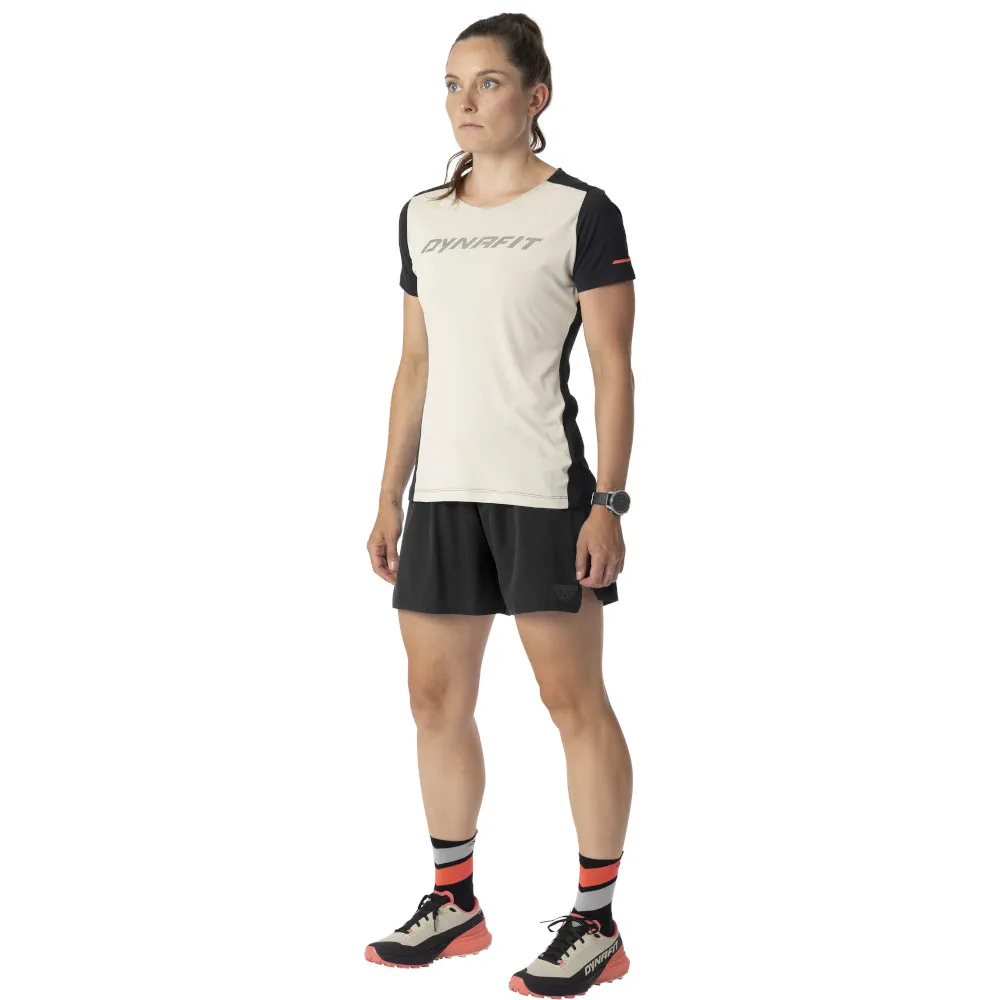 Футболка Dynafit Alpine 2 S/S Tee Wmn (016.002.2966)