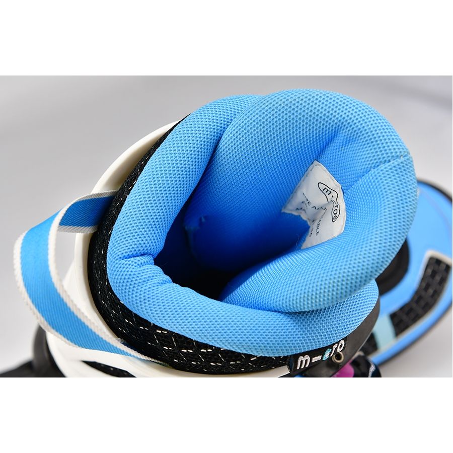 Micro ролики Majority blue-black 23-26