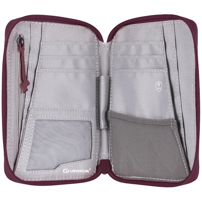 Lifeventure гаманець Recycled RFID Mini Travel Wallet plum
